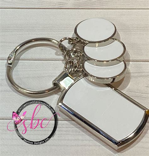 White Metal Keychain 